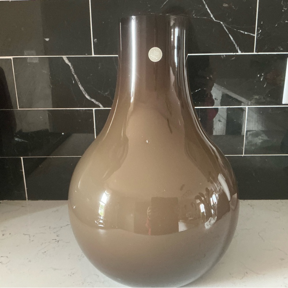 Vintage Christalleria Europa Made in Italy large mocha cased hand blowned vase